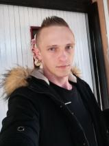 Sziasztok! András vagyok. Online újfehértói randizni vágyó nők kattinsatok a kedvenc gombra.