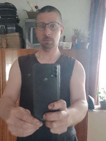Jozsef, 40 éves füzesabonyi társkereső férfi profil fotója