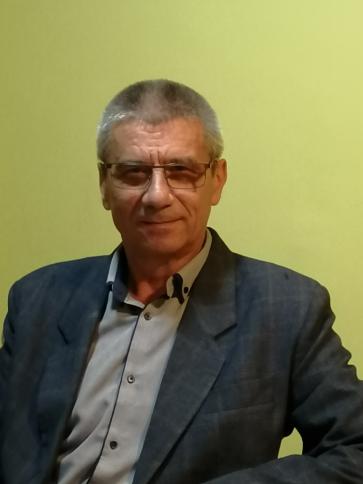 Tibor, 69 éves hódmezővásárhelyi társkereső férfi profil fotója