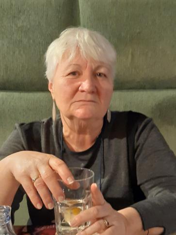 Ibolya, 68 éves dányi társkereső nő profil fotója