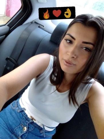 Kinga, 28 éves szarvasi társkereső nő profil fotója
