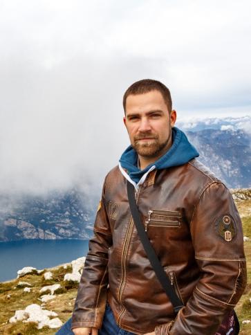 János, 33 éves balmazújvárosi társkereső férfi profil fotója