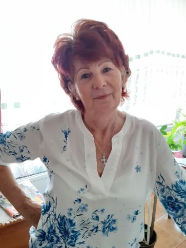 Zsuzsi, 71 éves kaposvári társkereső nő profil fotója
