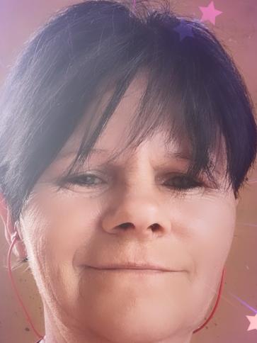 Teréz, 57 éves baracsi társkereső nő profil fotója