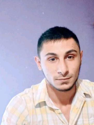 Sándor, 27 éves bólyi társkereső férfi profil fotója