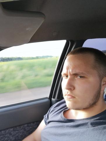 Ábel, 25 éves nagylóki társkereső férfi profil fotója