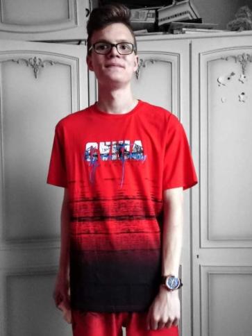 Dávid, 24 éves hatvani társkereső férfi profil fotója