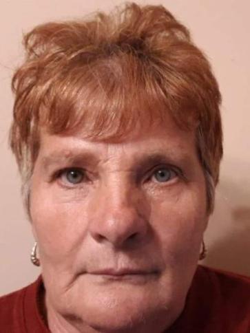 Eva, 63 éves abonyi társkereső nő profil fotója