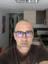 Sziasztok! Zsolt vagyok. Igényes körmendi párkereső nőt keresek.