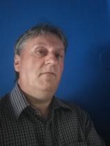 Sziasztok! Sándor vagyok. Komoly tompaládonyi párkereső nők jelentkezését várom.