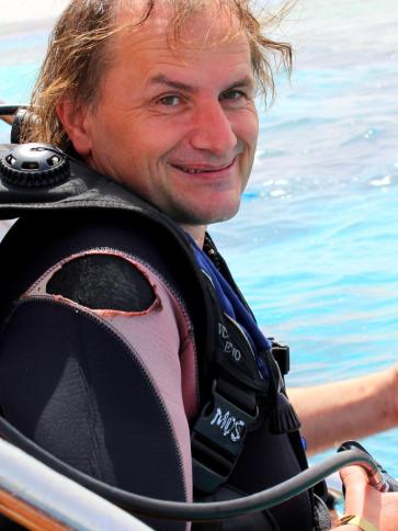 Róbert, 57 éves márkói társkereső férfi profil fotója