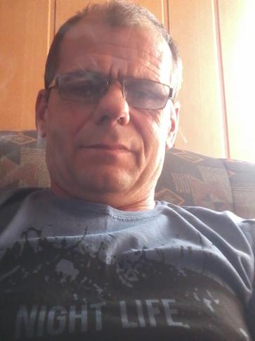 Sándor, 57 éves ajaki társkereső férfi profil fotója