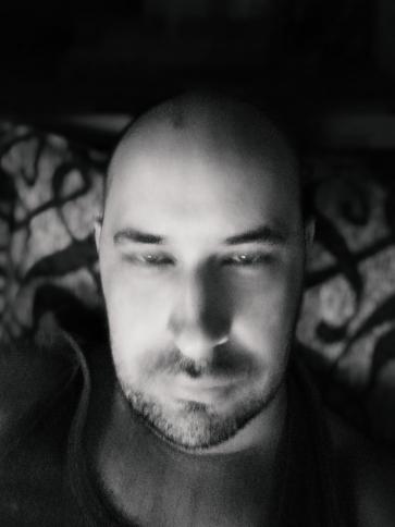 Géza, 40 éves balatonszárszói társkereső férfi profil fotója