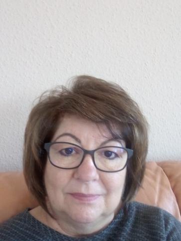 Katalin, 65 éves ráckevei társkereső nő profil fotója