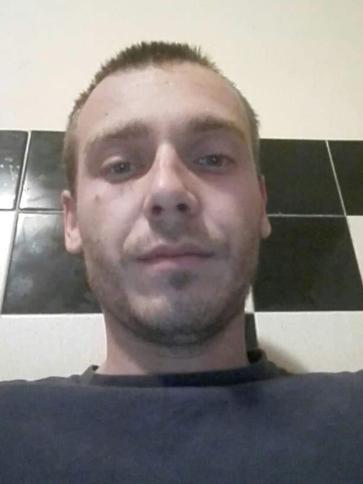 Milán, 33 éves keszthelyi társkereső férfi profil fotója