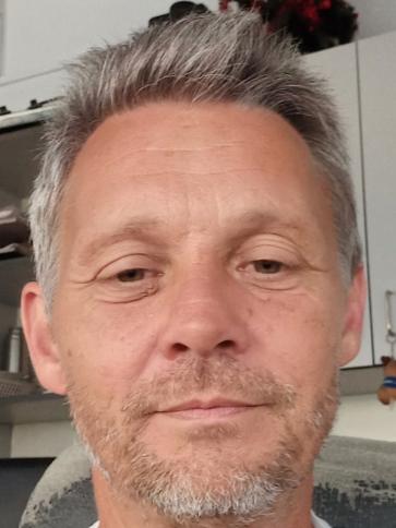 József, 52 éves Budapest XIX. kerületi társkereső férfi profil fotója József, 52 éves Budapest XIX. kerületi társkereső férfi profil fotója