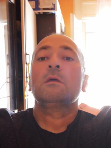 Béla, 52 éves nagyatádi társkereső férfi profil fotója