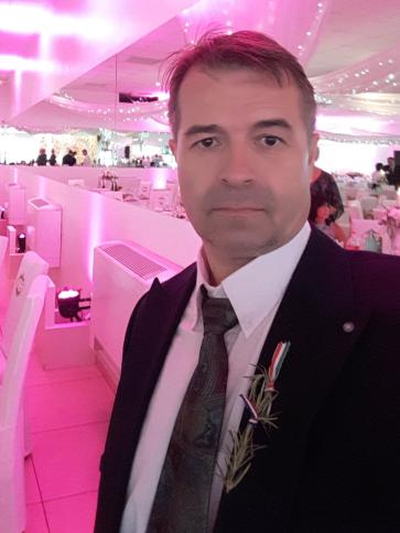 Atti, 58 éves svájci társkereső férfi profil fotója