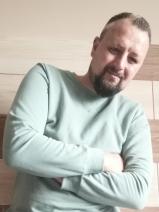 Sziasztok! Károly vagyok. Komoly bekecsi párkereső nők jelentkezését várom.