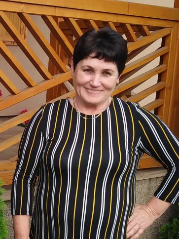 Erzsébet, 65 éves solti társkereső nő profil fotója
