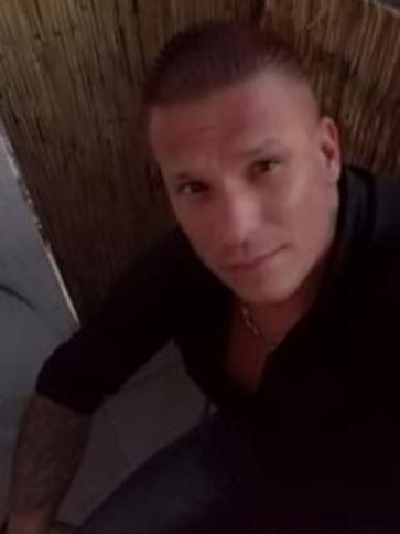 Tamas, 40 éves tarnamérai társkereső férfi profil fotója