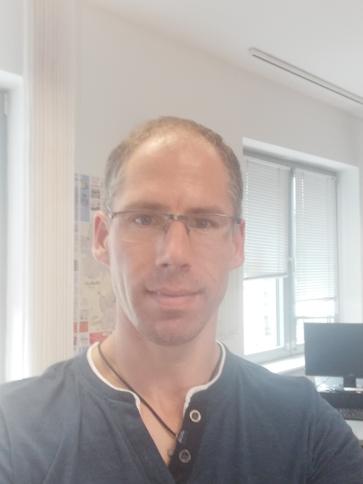 Gábor, 44 éves szikszói társkereső férfi profil fotója