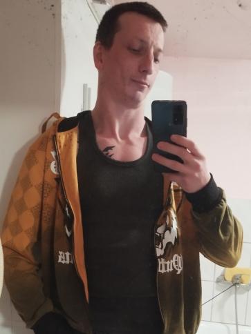 Tamás, 33 éves békésszentandrási társkereső férfi profil fotója