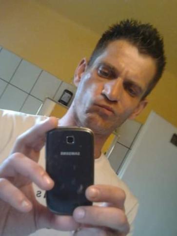 László, 41 éves tassi társkereső férfi profil fotója