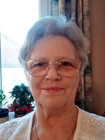 Mária, 76 éves nemesnádudvari társkereső nő profil fotója