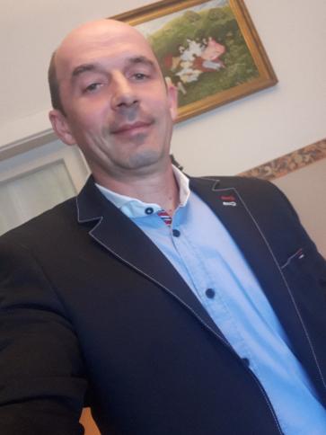 Attila, 49 éves kiskunmajsai társkereső férfi profil fotója