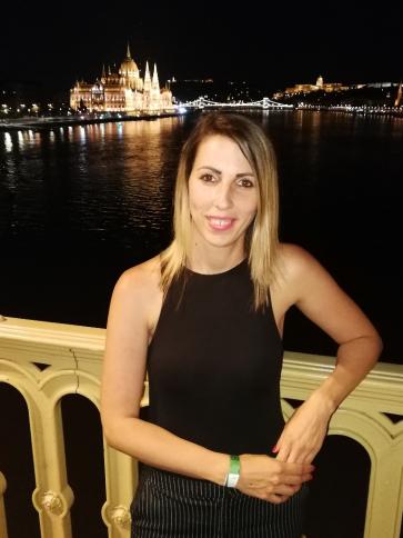 Márta, 36 éves Budapest XVI. kerületi társkereső nő profil fotója Márta, 36 éves Budapest XVI. kerületi társkereső nő profil fotója