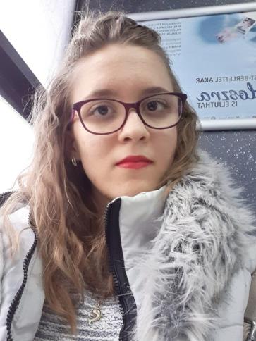 Alexandra, 23 éves gyáli társkereső nő profil fotója