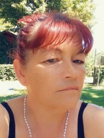 Éva, 61 éves mezőtúri társkereső nő profil fotója