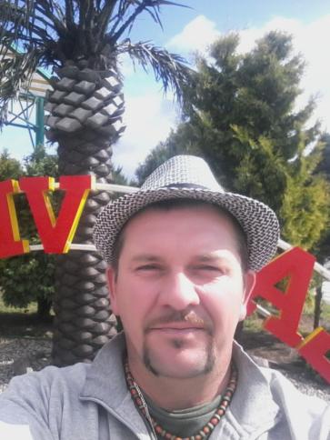 Attila, 47 éves hajdúnánási társkereső férfi profil fotója Attila, 47 éves hajdúnánási társkereső férfi profil fotója