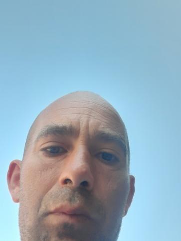Krisztian, 46 éves mezőfalvai társkereső férfi profil fotója