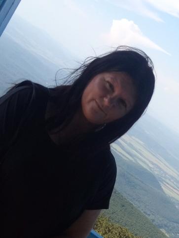 Kata, 54 éves kiskunlacházai társkereső nő profil fotója
