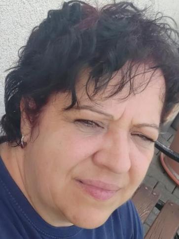 Éva, 59 éves csabdi társkereső nő profil fotója