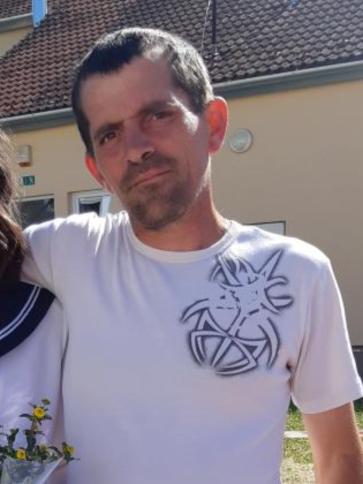 Zsolt, 46 éves abaligeti társkereső férfi profil fotója