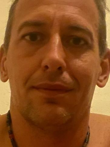 László, 40 éves abonyi társkereső férfi profil fotója