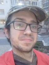 Sziasztok! Krisztián vagyok. Fiatal almáskamarási párkereső lányokkal chatelnék.