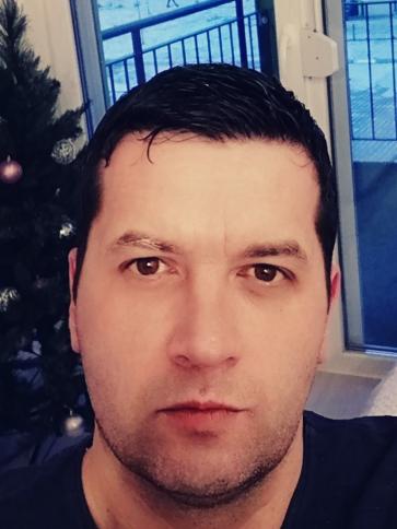 Norbert, 47 éves ádándi társkereső férfi profil fotója Norbert, 47 éves ádándi társkereső férfi profil fotója