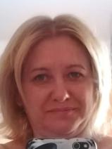 Sziasztok! Ibolya vagyok. Komoly nyáregyházai társkereső férfiak jelentkezését várom.