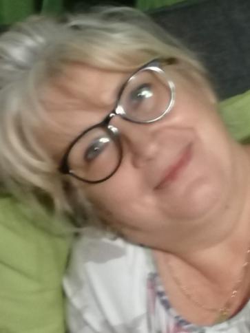 Szidónia, 60 éves gödöllői társkereső nő profil fotója