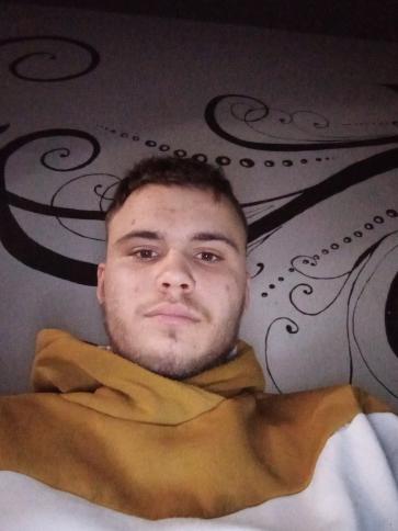 András, 25 éves csanyteleki társkereső férfi profil fotója