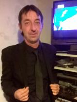 Sziasztok! József vagyok. Online zalakomári randizni vágyó nők kattinsatok a kedvenc gombra.