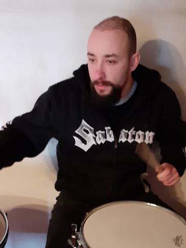 Ádám, 37 éves kapuvári társkereső férfi profil fotója