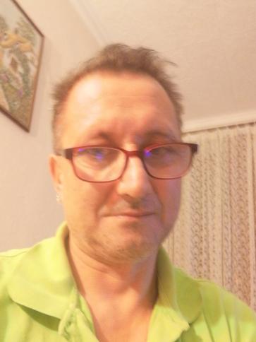 Imre, 54 éves szolnoki társkereső férfi profil fotója Imre, 54 éves szolnoki társkereső férfi profil fotója