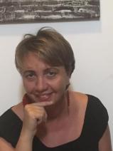 Sziasztok! Gabriella vagyok. Diplomás szigetszentmiklósi párkereső férfiakat keresek randizni.