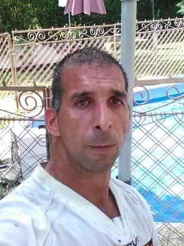 Róbert, 36 éves gávavencsellői társkereső férfi profil fotója
