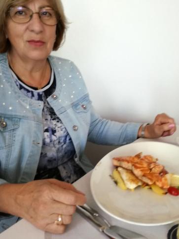 Teréz, 75 éves balatonszárszói társkereső nő profil fotója